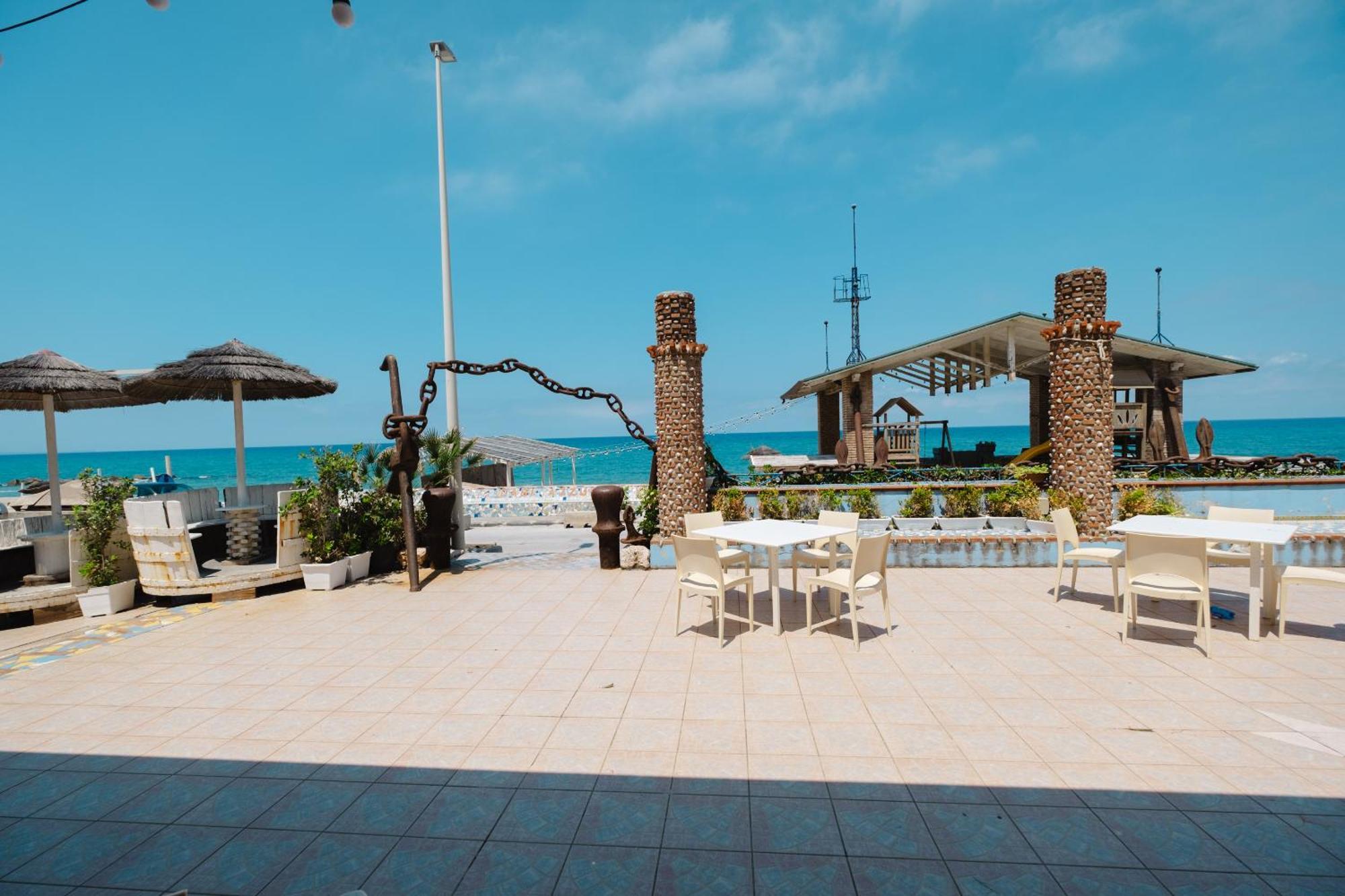 Aparthotel Oasi Azzurra Messina Exteriér fotografie