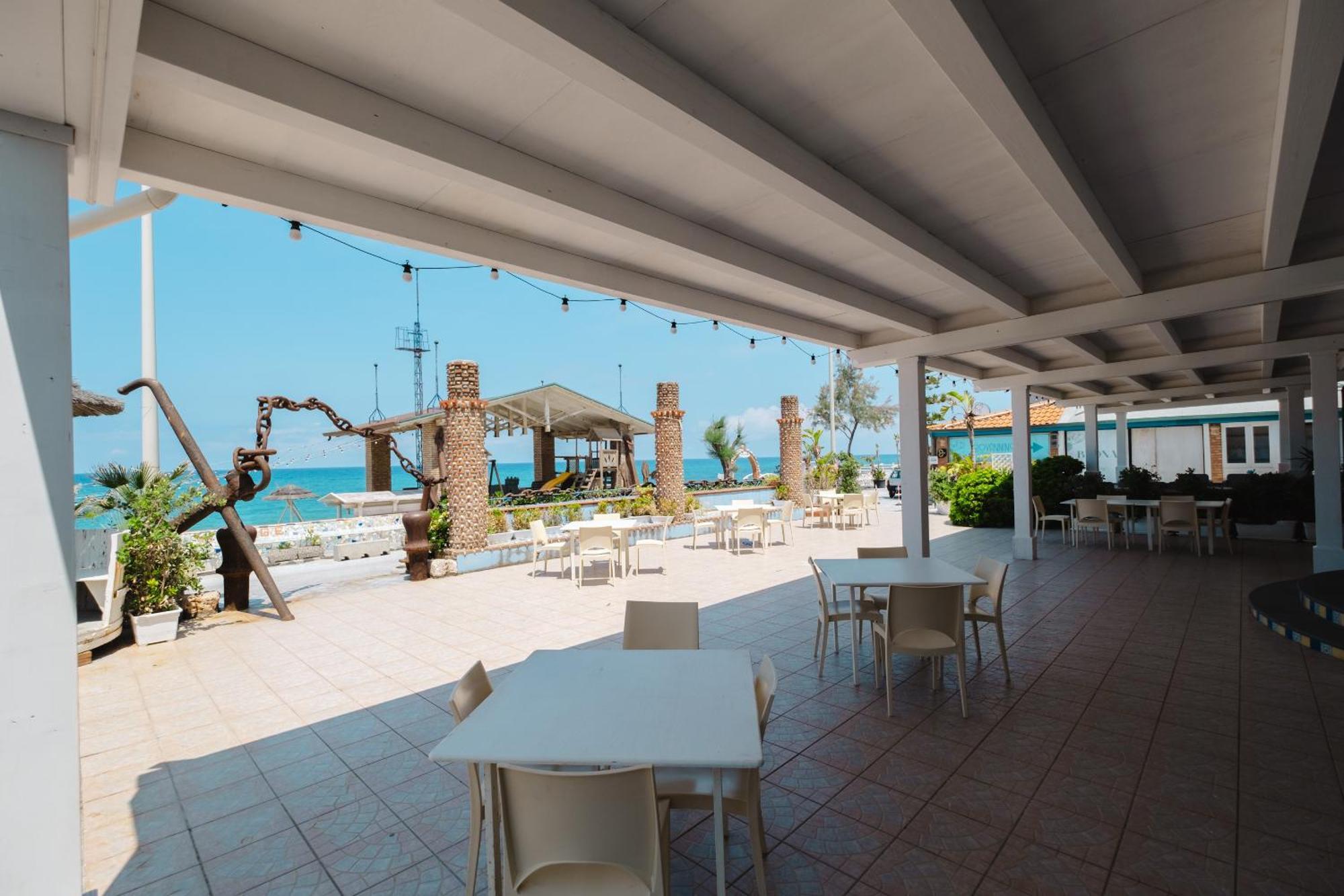 Aparthotel Oasi Azzurra Messina Exteriér fotografie