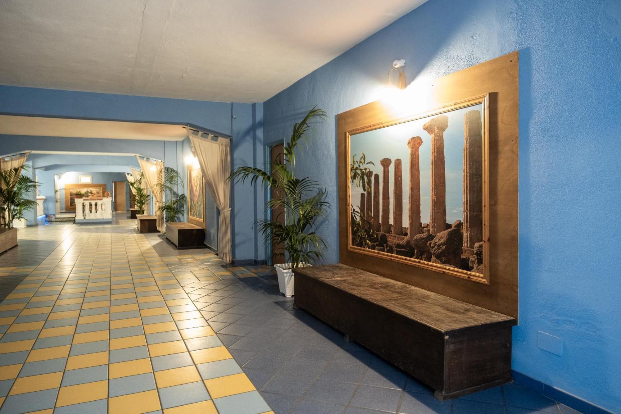 Aparthotel Oasi Azzurra Messina Exteriér fotografie