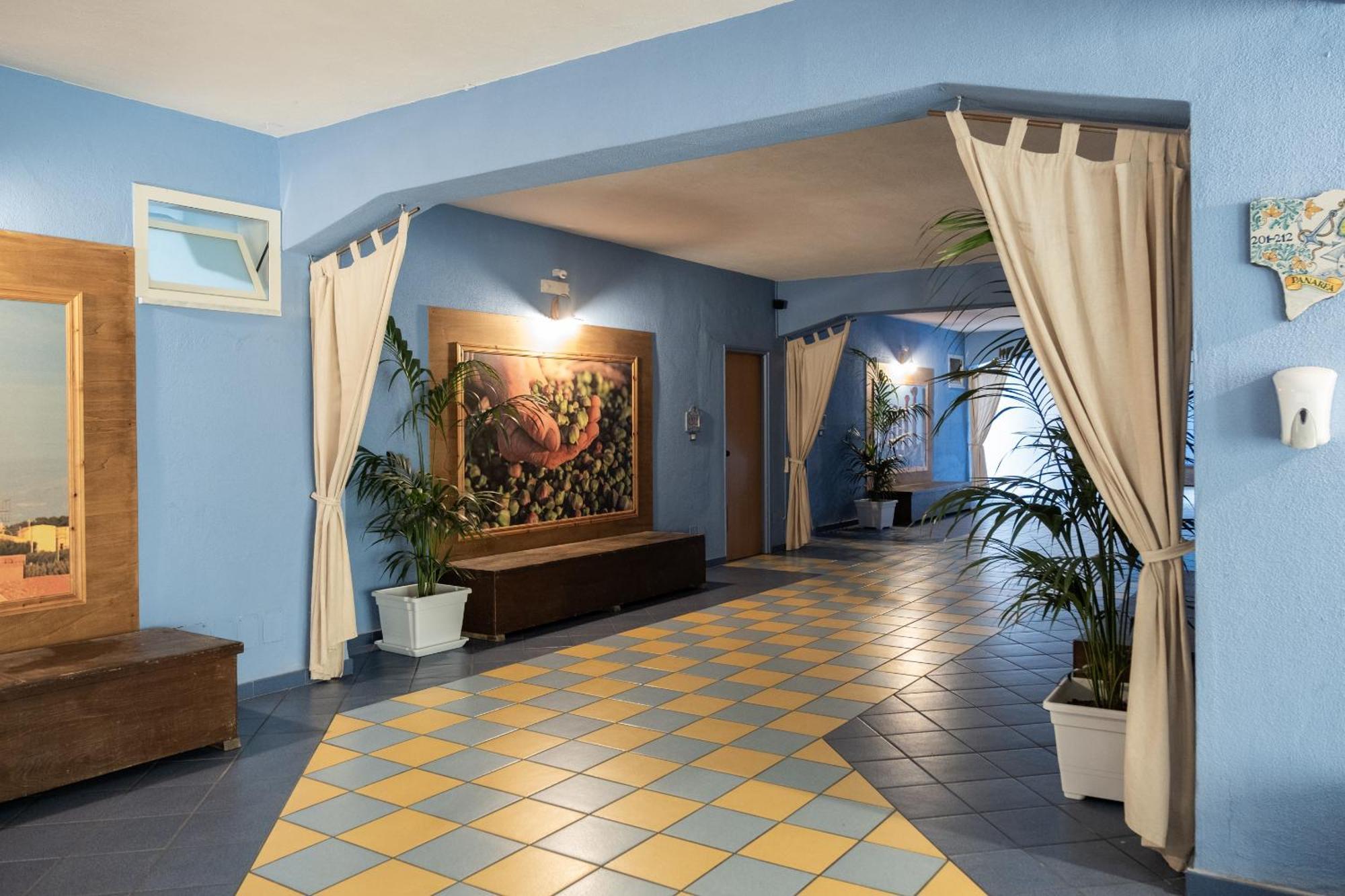 Aparthotel Oasi Azzurra Messina Exteriér fotografie