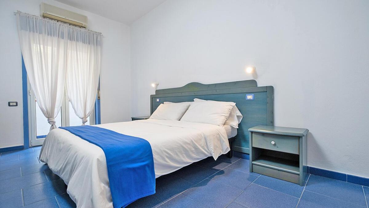Aparthotel Oasi Azzurra Messina Exteriér fotografie