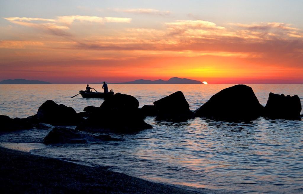 Aparthotel Oasi Azzurra Messina Exteriér fotografie
