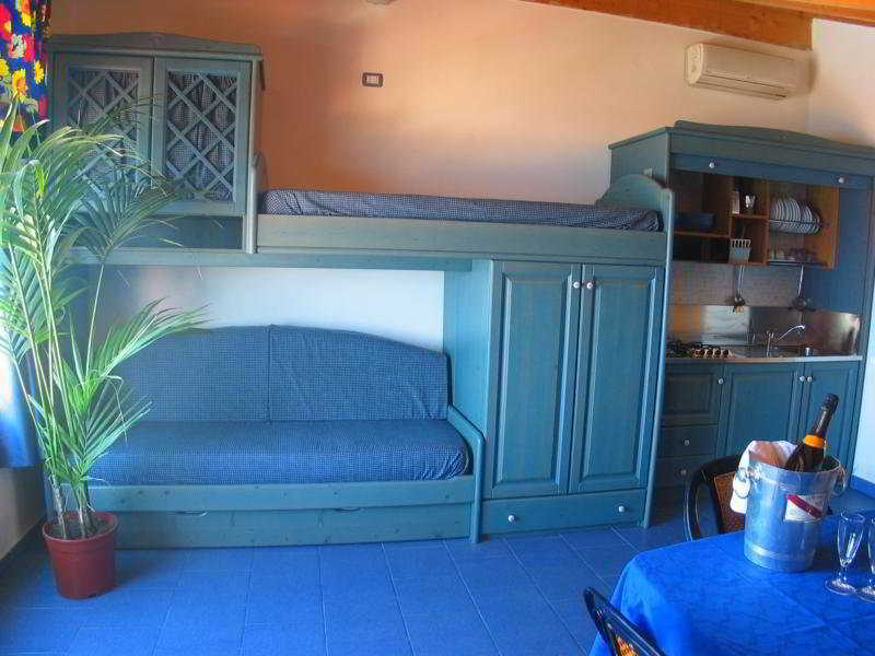 Aparthotel Oasi Azzurra Messina Exteriér fotografie
